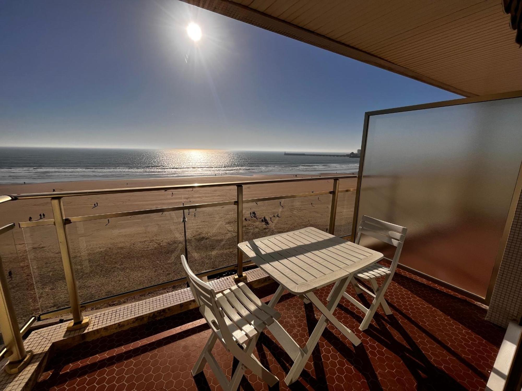 Studio Face Mer Avec Balcon, Proche Commerces Et Plage - Fr-1-197-164 Les Sables-dʼOlonne Exterior foto